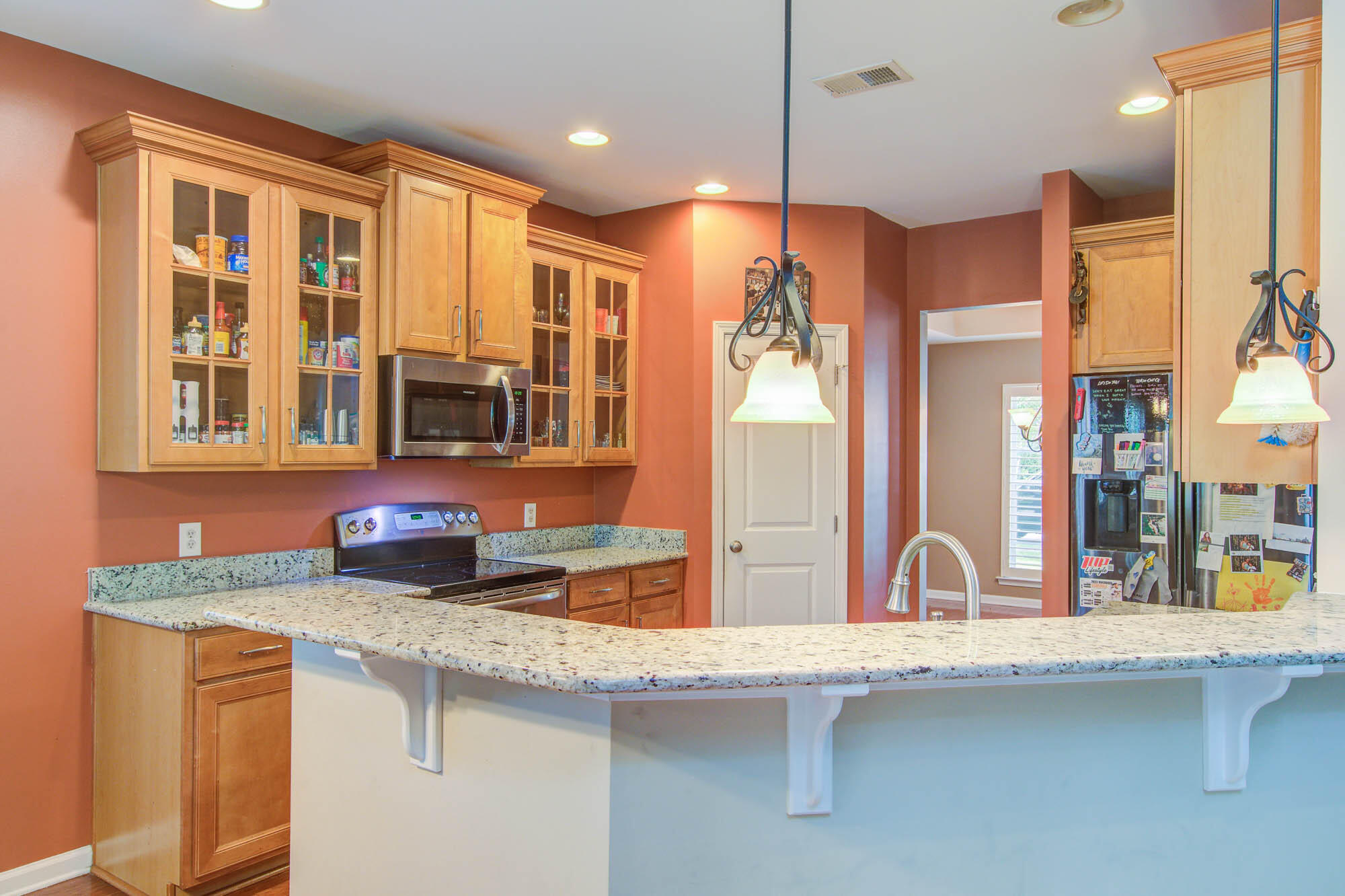 5437 Rising Tide North Charleston, SC 29420 - Photo 13 of 43 Breakfast bar