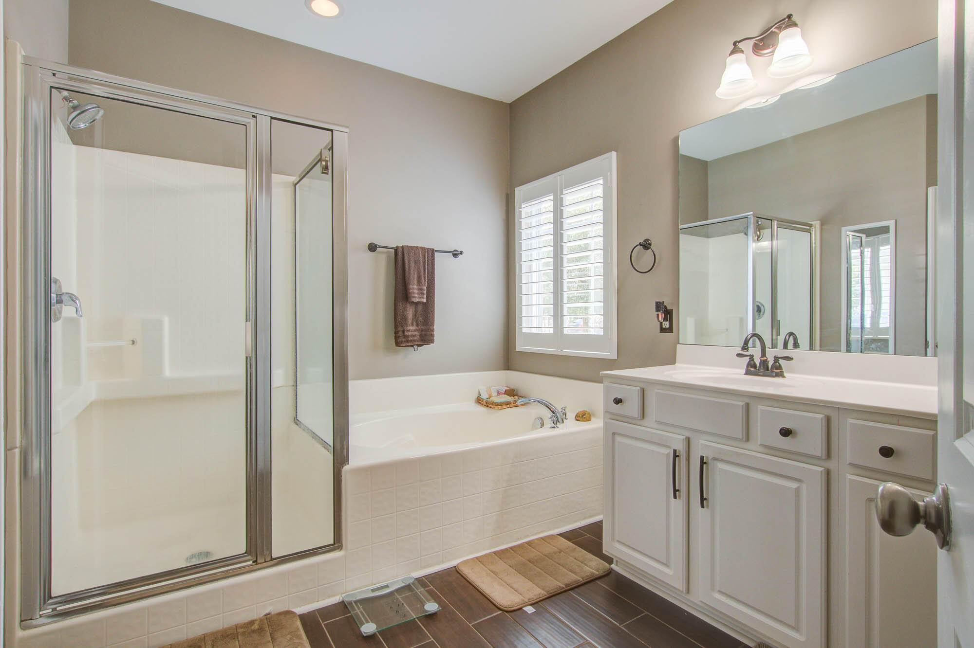 5437 Rising Tide North Charleston, SC 29420 - Photo 24 of 43 Large soaking tub
