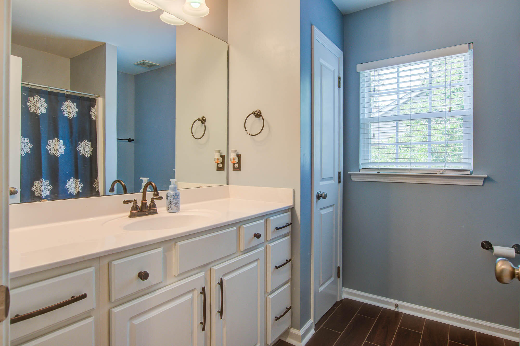 5437 Rising Tide North Charleston, SC 29420 - Photo 29 of 43 3rd full bathroom