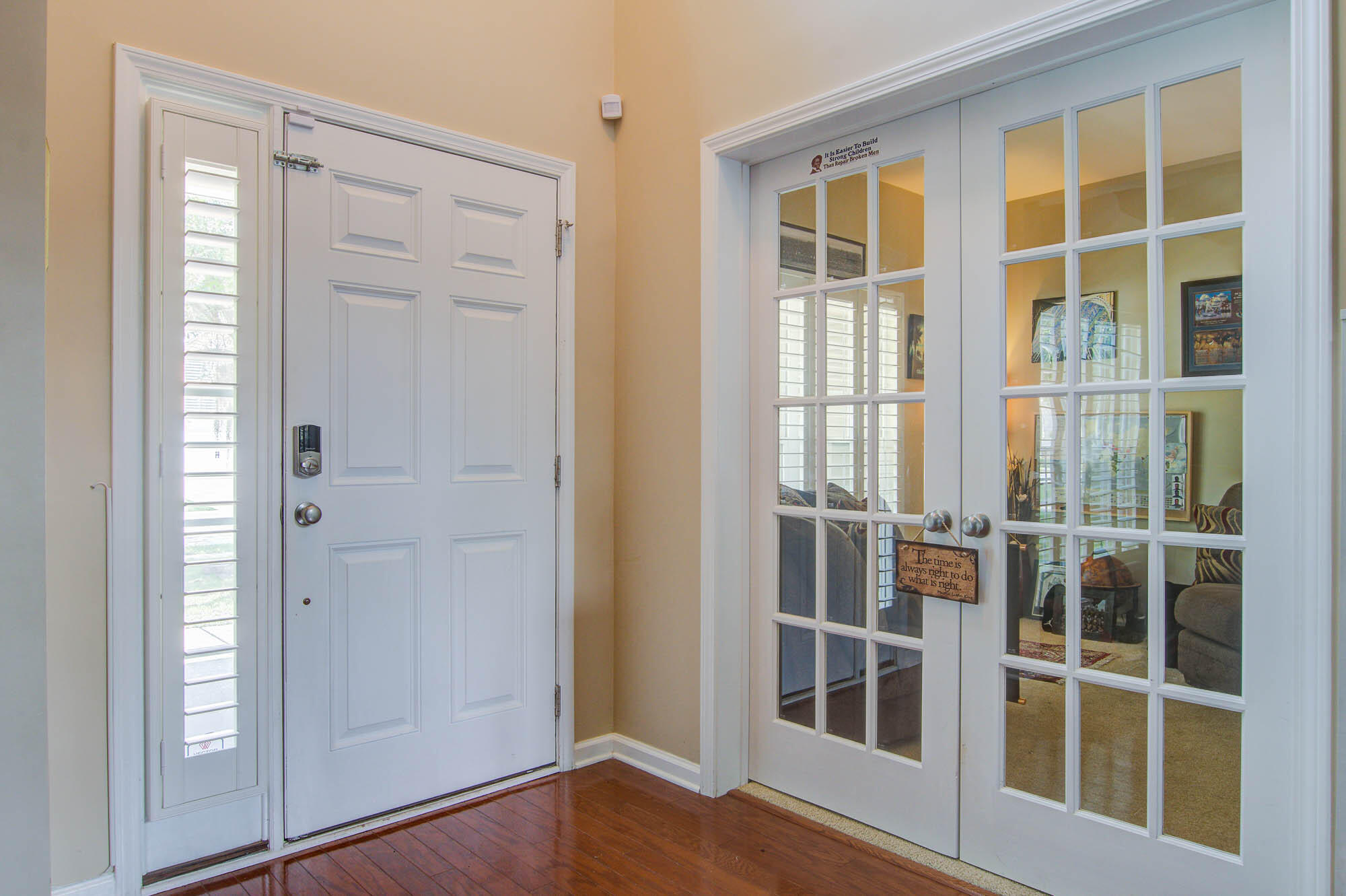 5437 Rising Tide North Charleston, SC 29420 - Photo 8 of 43 Foyer