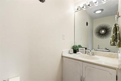 13 Circuit Lane, Unit 13 Watertown, MA 02472 - Photo 13 of 26