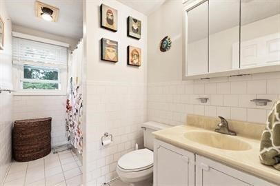 13 Circuit Lane, Unit 13 Watertown, MA 02472 - Photo 18 of 26