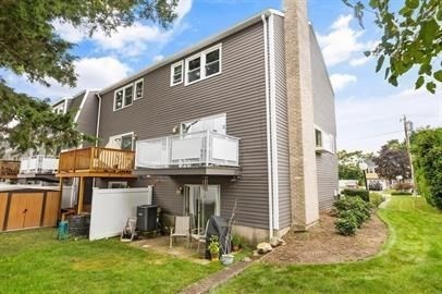 13 Circuit Lane, Unit 13 Watertown, MA 02472 - Photo 22 of 26