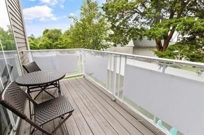 13 Circuit Lane, Unit 13 Watertown, MA 02472 - Photo 23 of 26