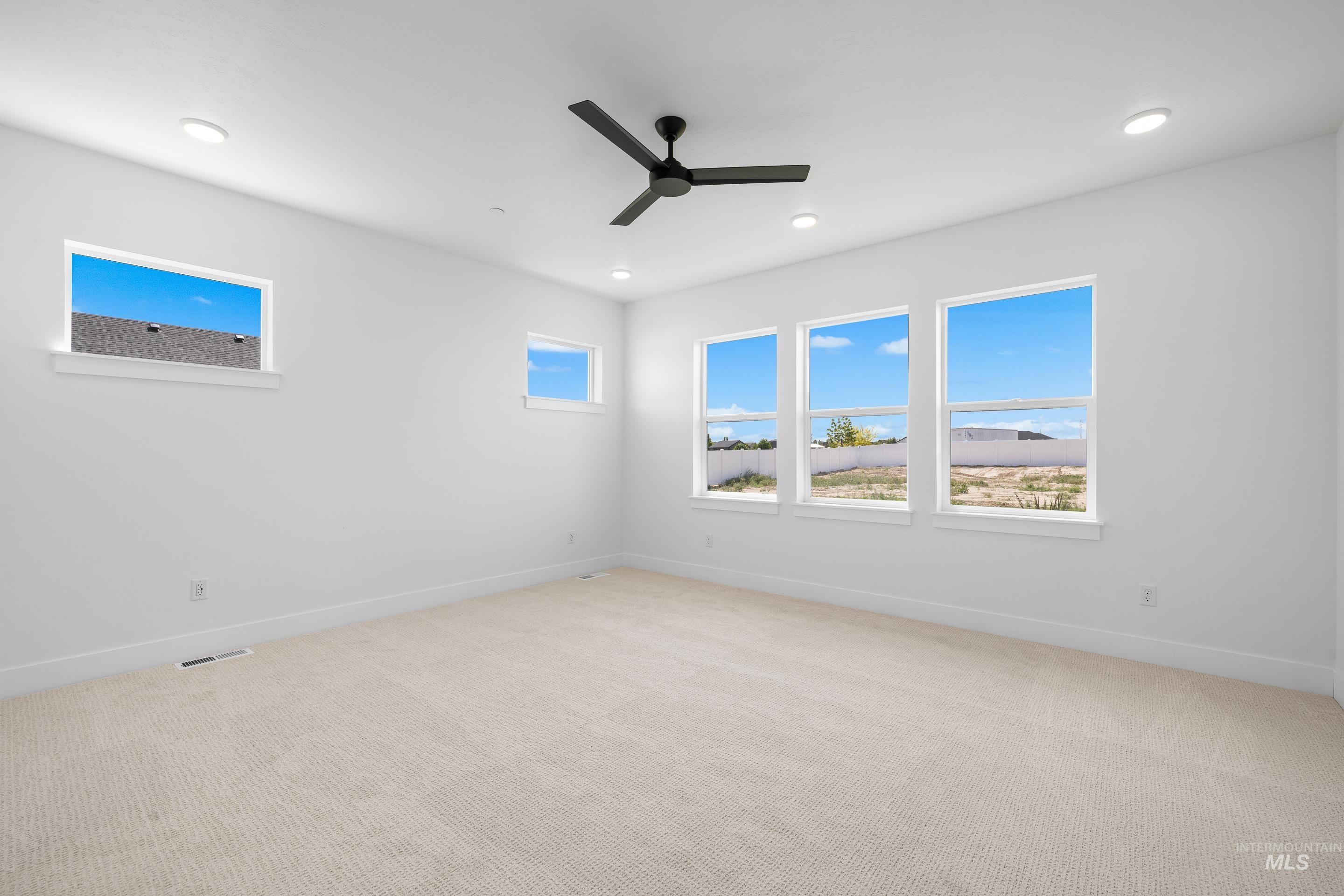 15359 Rhodes Court Caldwell, ID 83607 - Photo 13 of 32