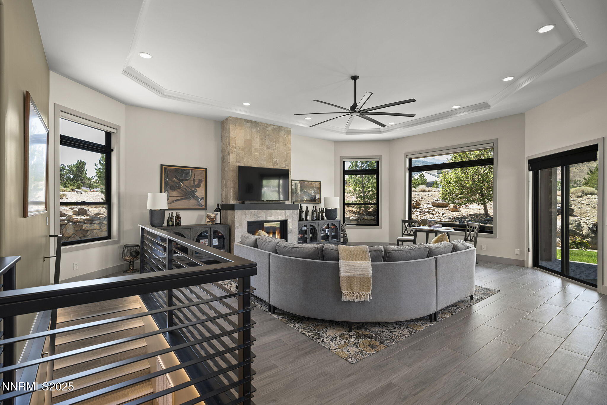 6177 North Featherstone Circle Reno, NV 89511 - Photo 17 of 72 a living room with furniture and flat screen tv