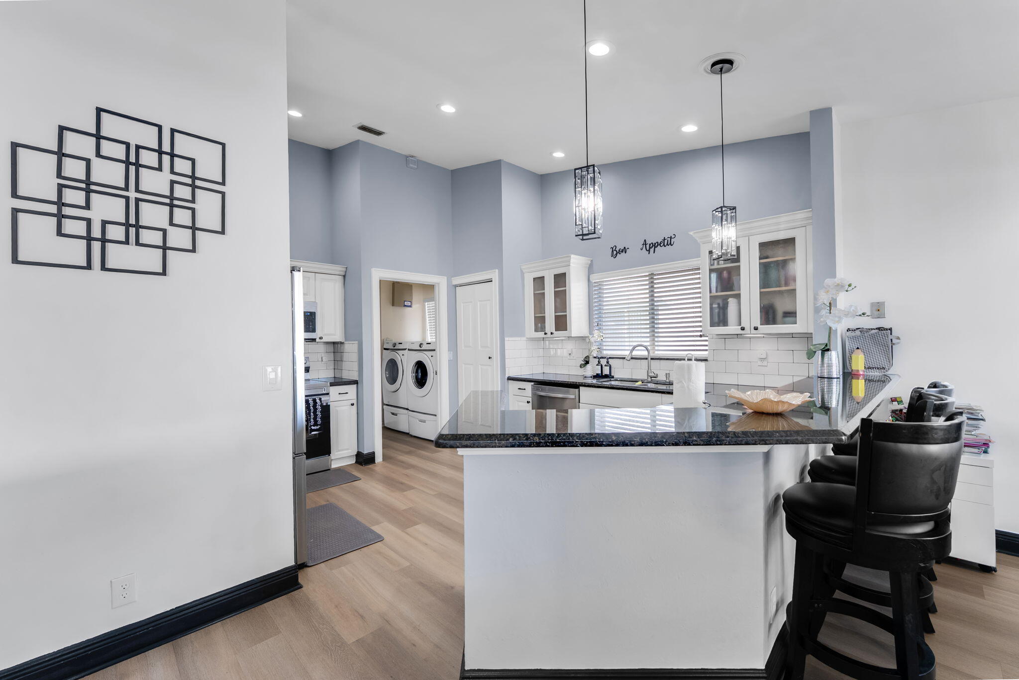 10811 Fox Glen Drive Boca Raton, FL 33428 - Photo 9 of 31 10811_Kitchen Bar