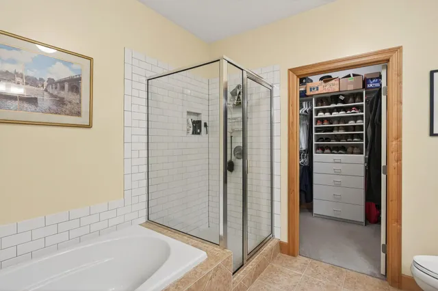 $549,000 | 712 Linden Street, Mendota Heights, MN 55118