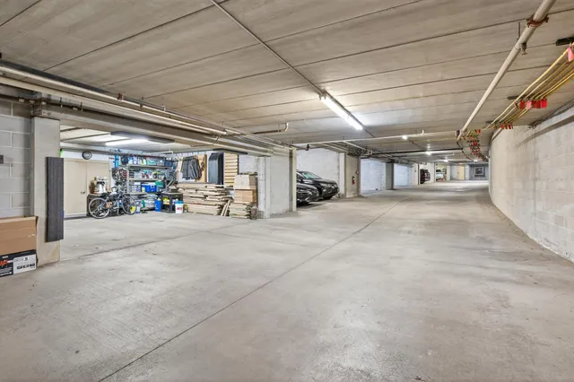 $549,000 | 712 Linden Street, Mendota Heights, MN 55118