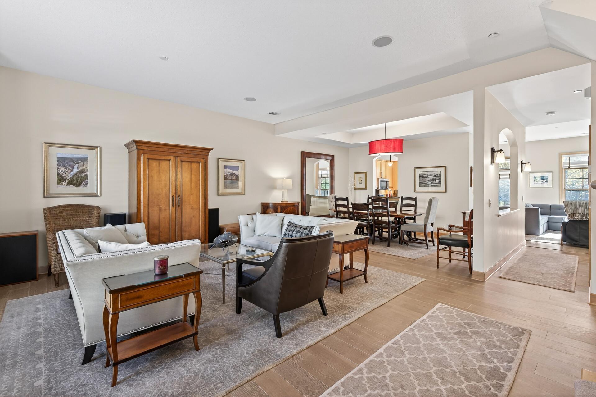 712 Linden Street Mendota Heights, MN 55118 - Photo 5 of 47