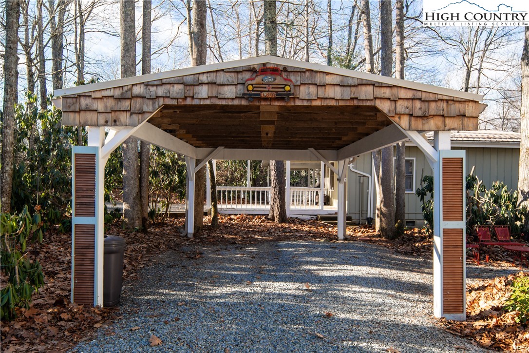 421 Windridge Road Newland, NC 28657 - Photo 31 of 34