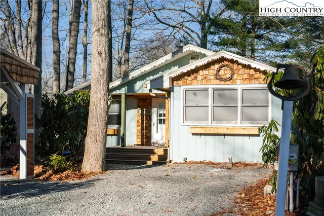 $369,900 | 421 Windridge Road, Newland, NC 28657