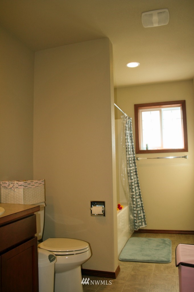 408 Barry Loop Mount Vernon, WA 98274 - Photo 11 of 25 Gallery Image 11