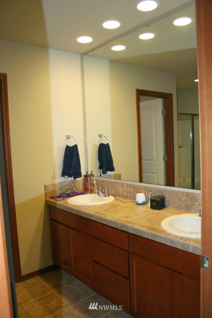 408 Barry Loop Mount Vernon, WA 98274 - Photo 14 of 25 Gallery Image 14