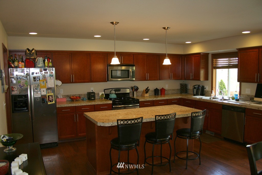 408 Barry Loop Mount Vernon, WA 98274 - Photo 7 of 25 Gallery Image 7