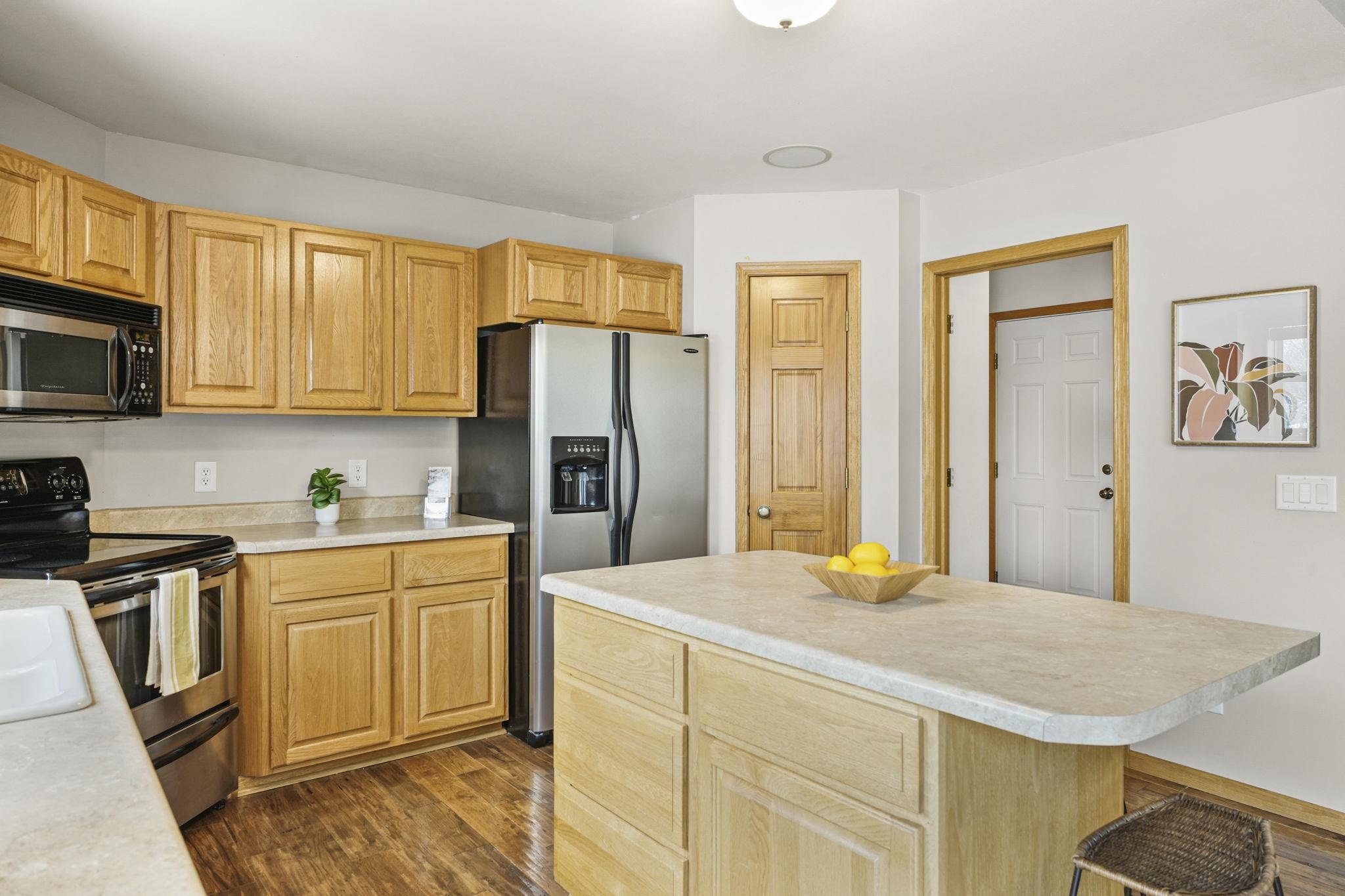 7709 Crawling Stone Road Madison, WI 53719 - Photo 17 of 56