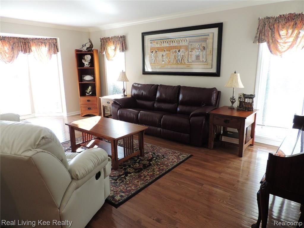 3787 Summit Ridge Drive Rochester, MI 48306 - Photo 11 of 47 DSCN1352.JPG