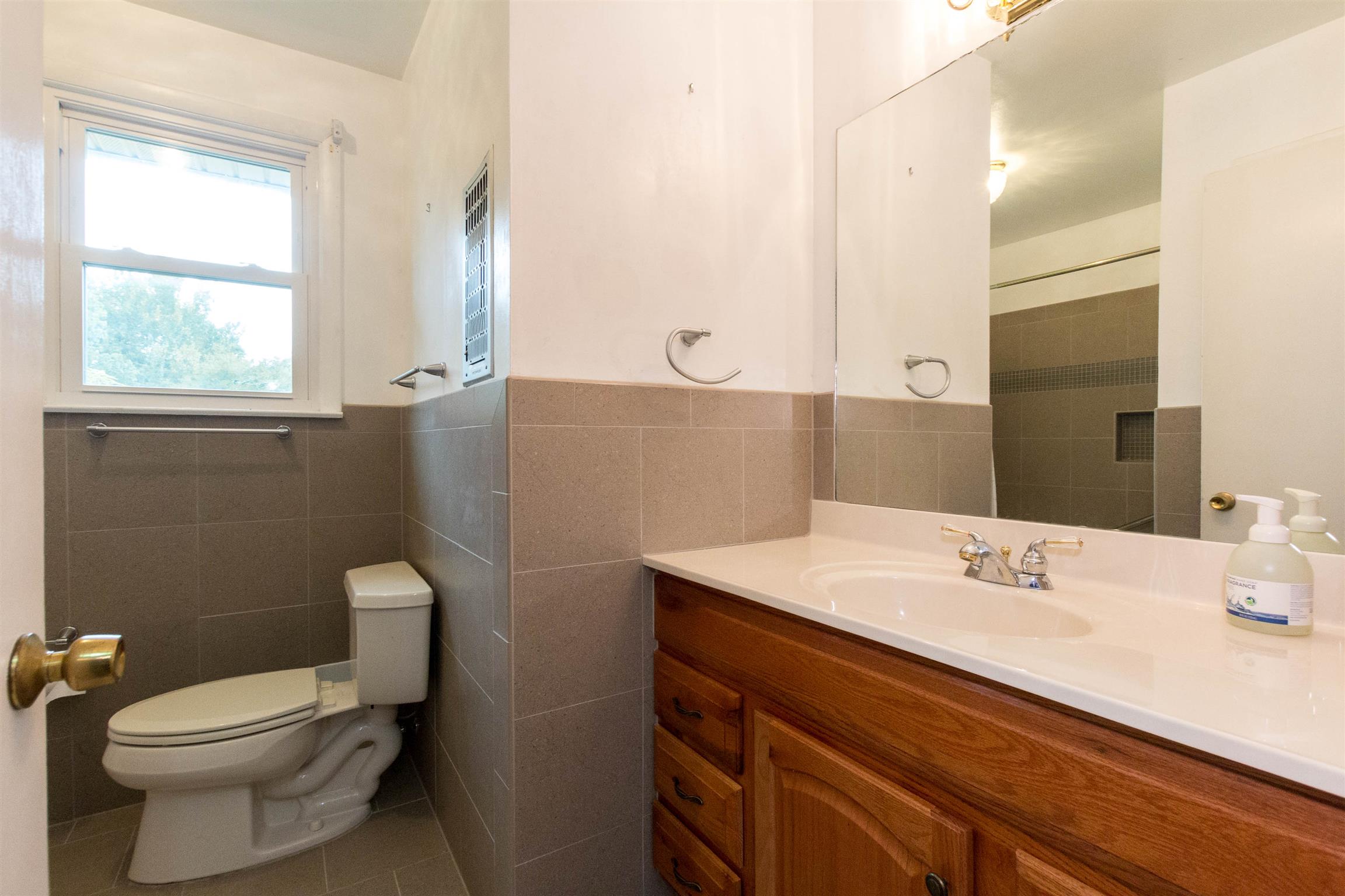 706 East Campbell Road Madison, TN 37115 - Photo 13 of 25 Updated bath with new vanity