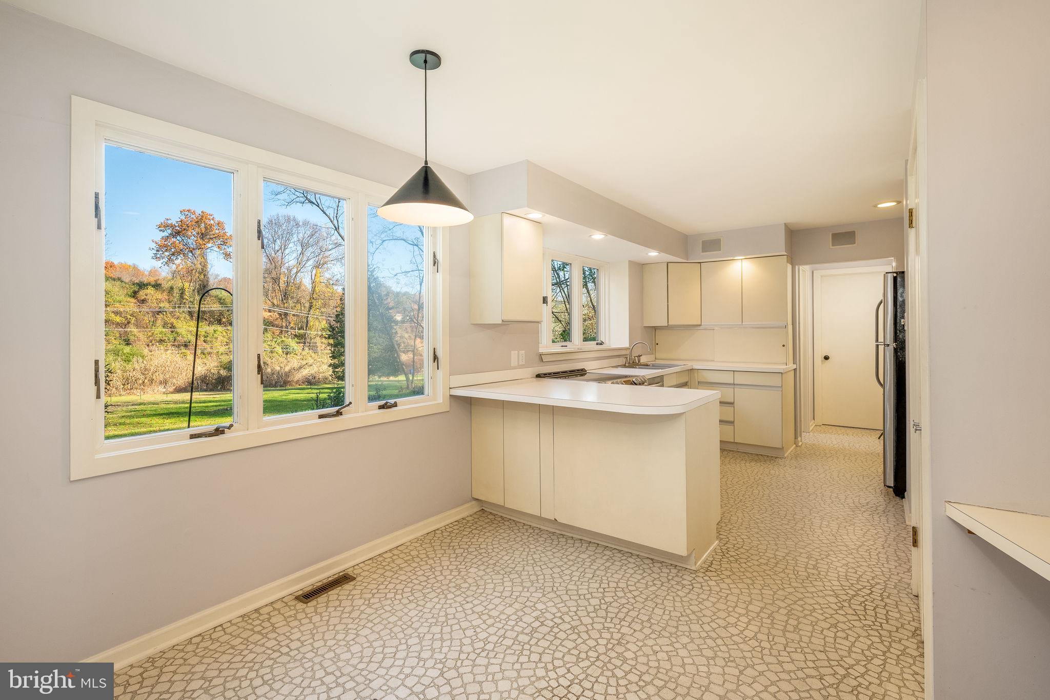 142 Chesterville Road Landenberg, PA 19350 - Photo 15 of 32 Kitchen
