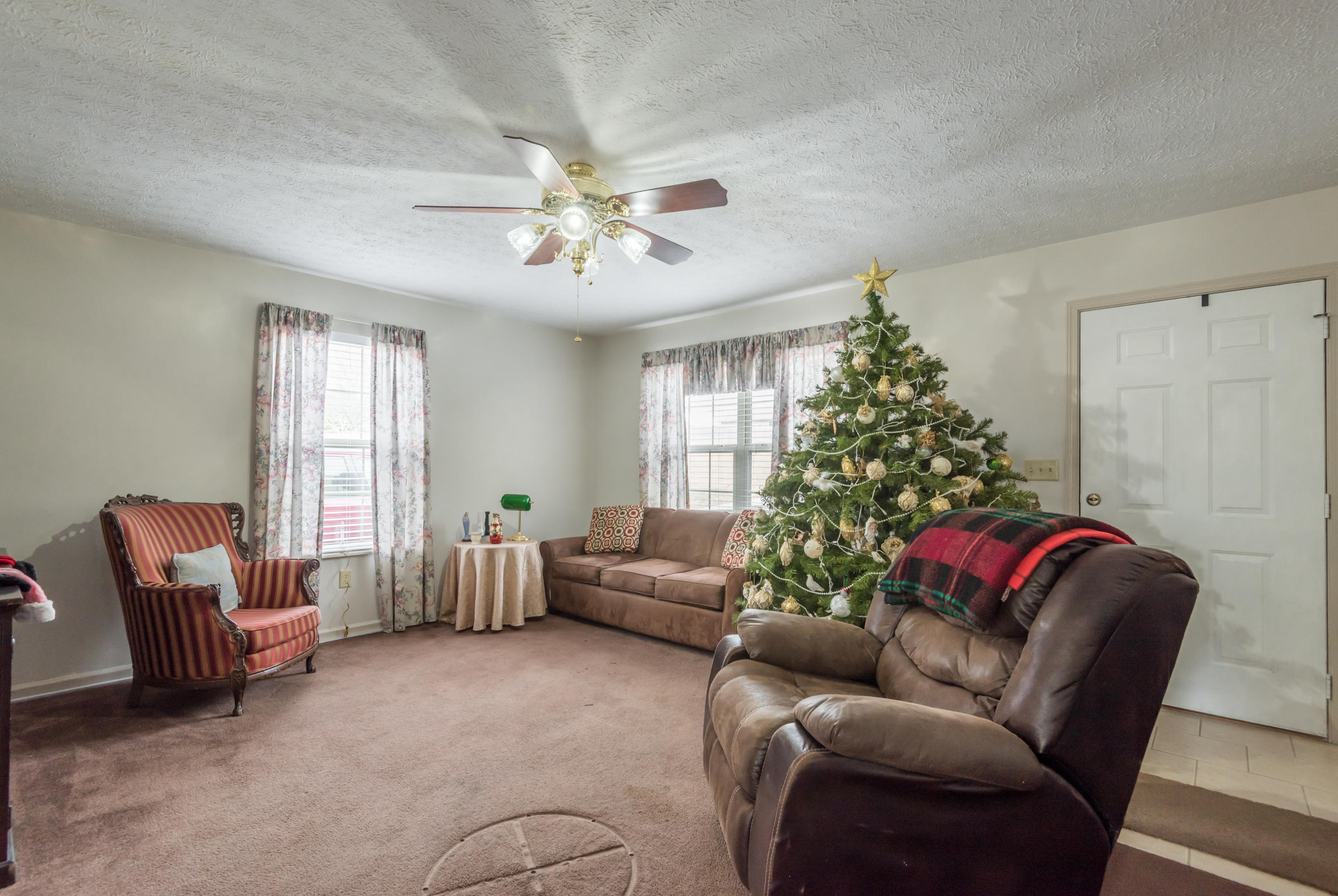 5309 Roberts Road Corryton, TN 37721 - Photo 3 of 10 5317RobertsRd-39