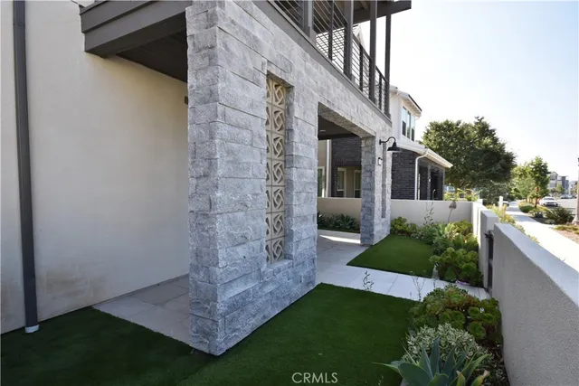 a view of a corridor