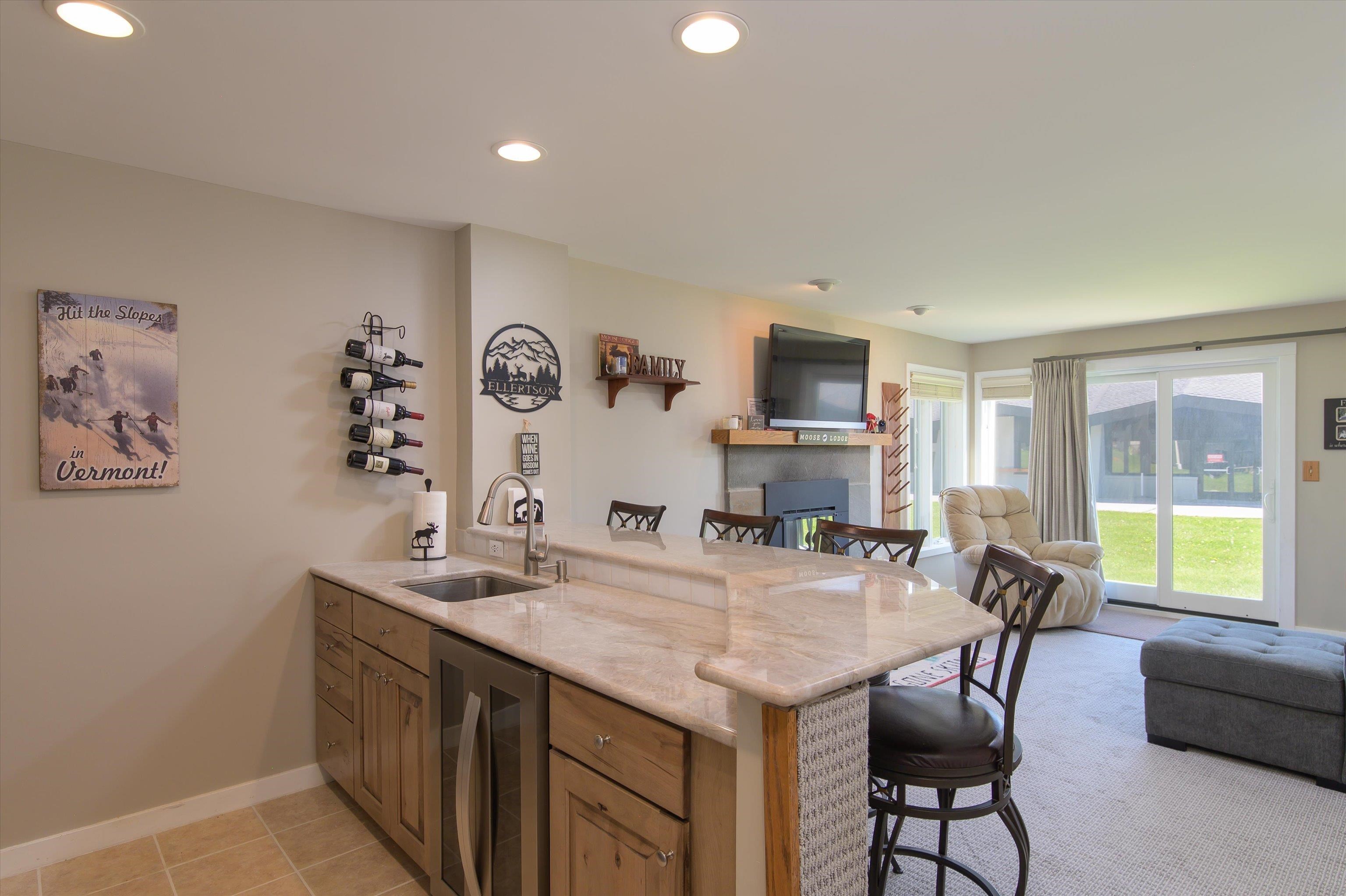 350 Mountain Road, Unit B103 Ludlow, VT 05149 - Photo 3 of 26