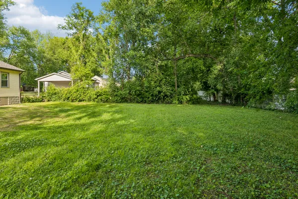 $2,500 | 715 Lynn Street, Murfreesboro, TN 37129