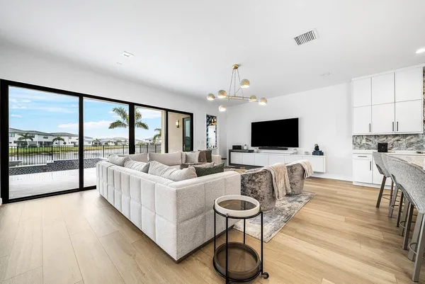 $18,500 | 9346 Sunflower Mdw Road, Boca Raton, FL 33434