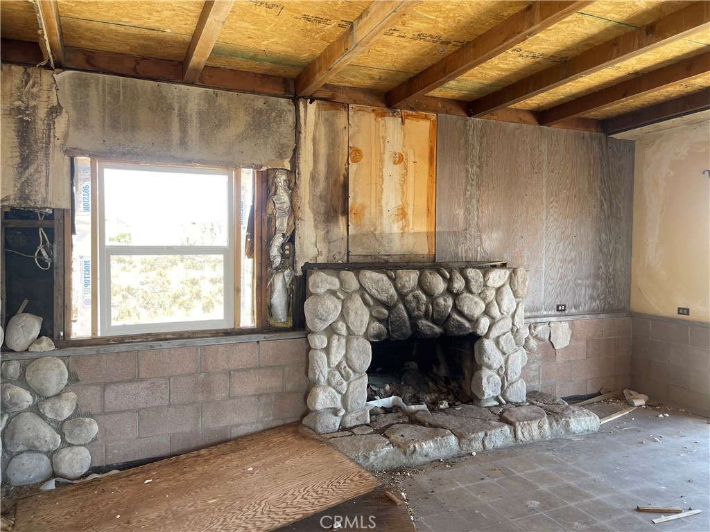7362 Mesa Road Lucerne Valley, CA 92356 - Photo 11 of 15