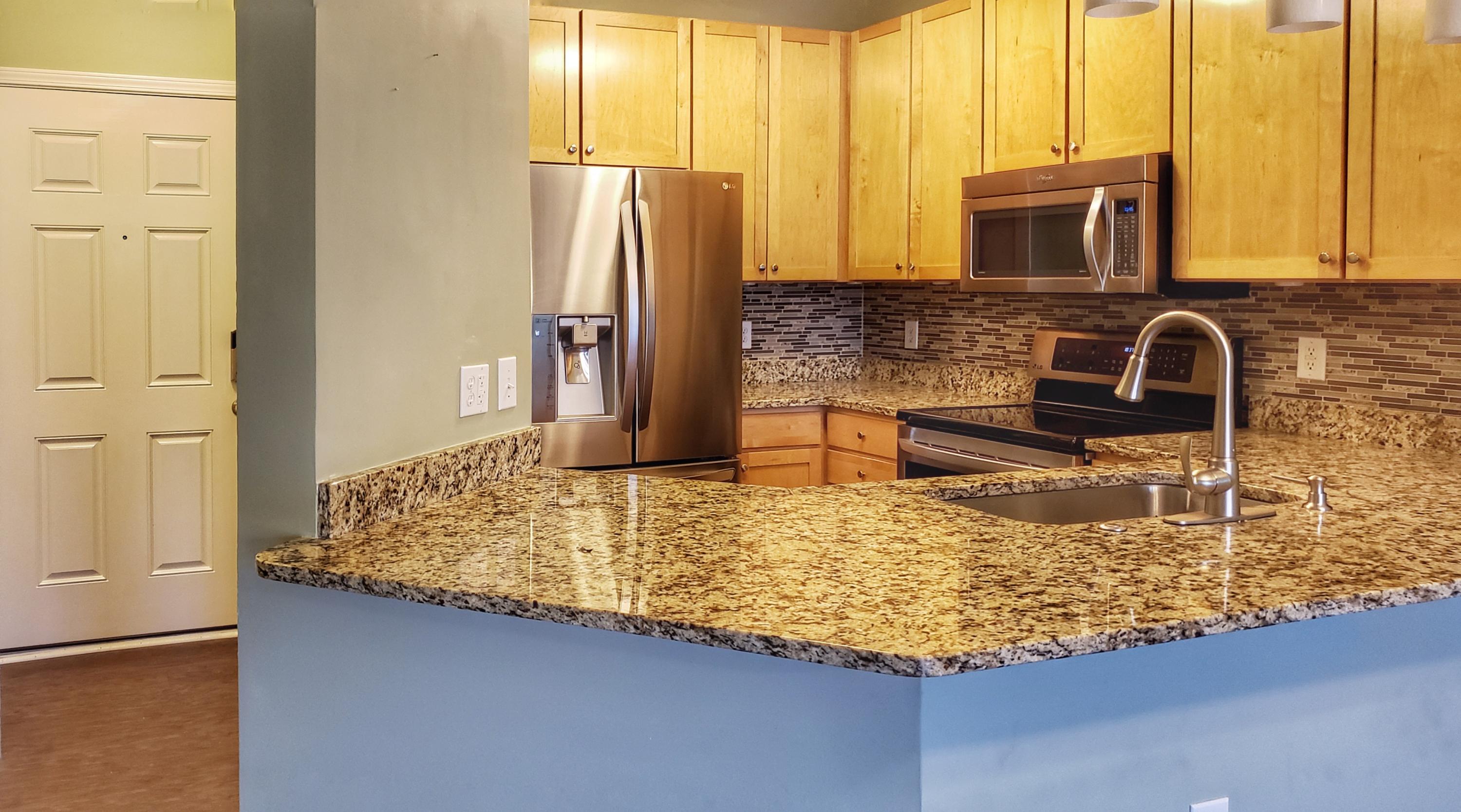 1911 Basildon Road Mount Pleasant, SC 29466 - Photo 3 of 21 Kitchen & Entry