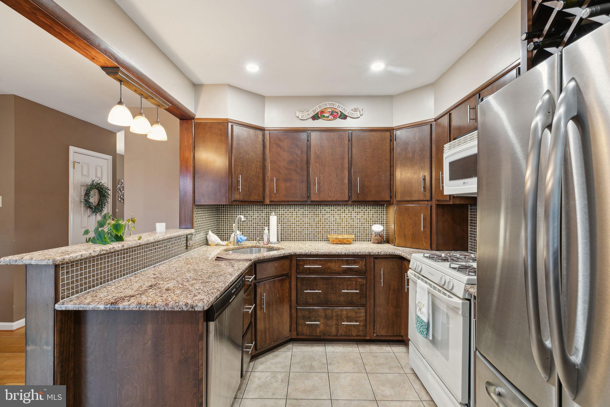 11810 Basile Road Philadelphia, PA 19154 - Photo 8 of 43 Gallery Image 8