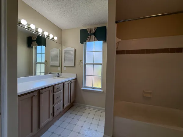 $3,000 | 1322 Hidden Timbers Place, Tallahassee, FL 32312