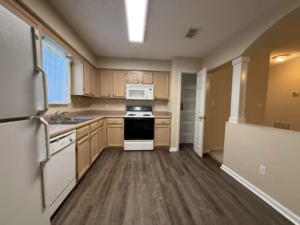 $3,000 | 1322 Hidden Timbers Place, Tallahassee, FL 32312
