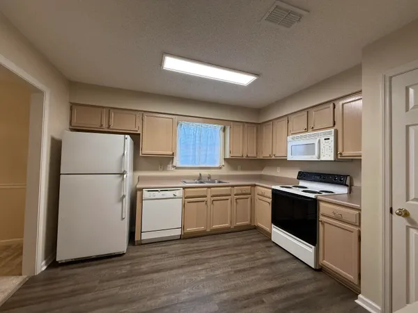 $3,000 | 1322 Hidden Timbers Place, Tallahassee, FL 32312