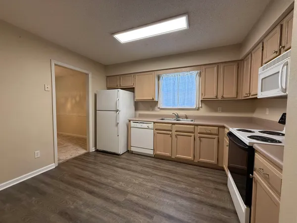 $3,000 | 1322 Hidden Timbers Place, Tallahassee, FL 32312