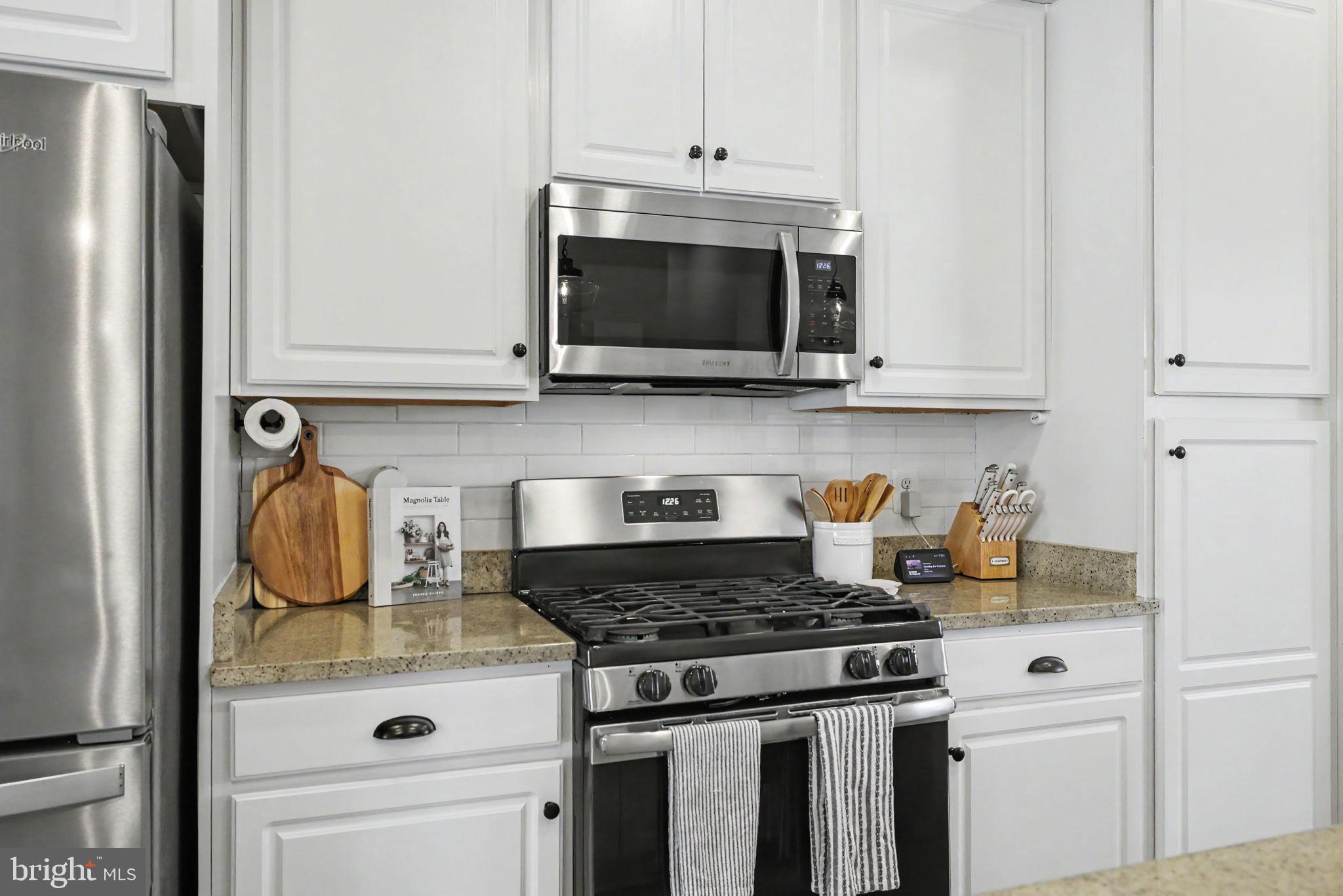 6221 Posey Street Frederick, MD 21703 - Photo 19 of 88 Stainless Steel Appliances