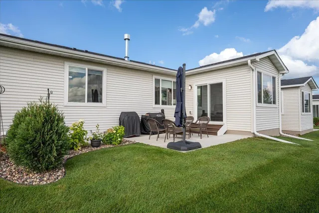 $425,000 | 1310 Rose Street, New Richmond, WI 54017