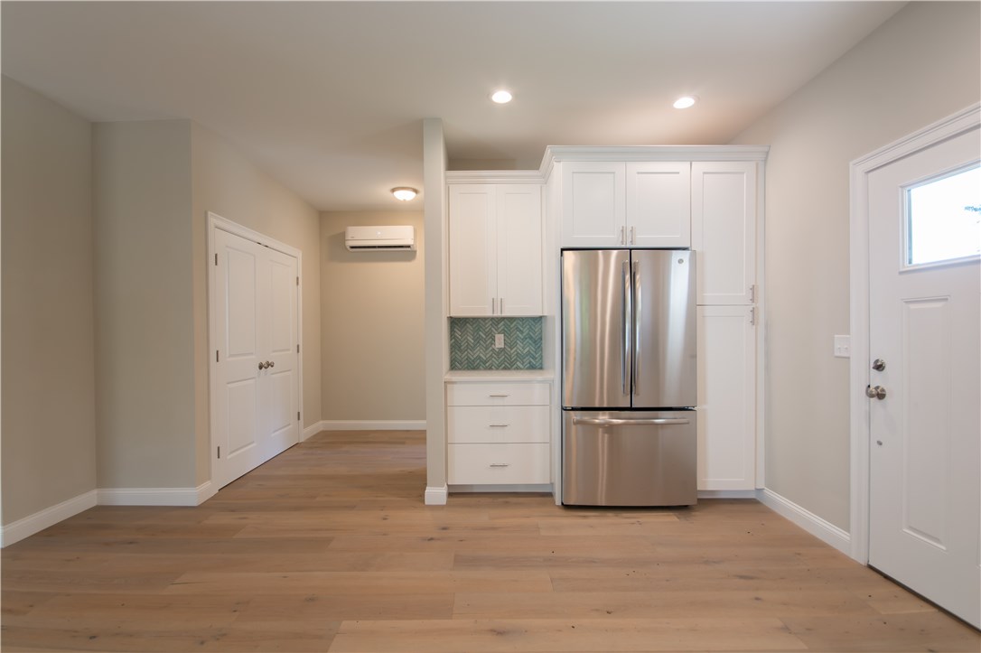 94 Sandy Point Farm Road, Unit 3 Portsmouth, RI 02871 - Photo 8 of 38
