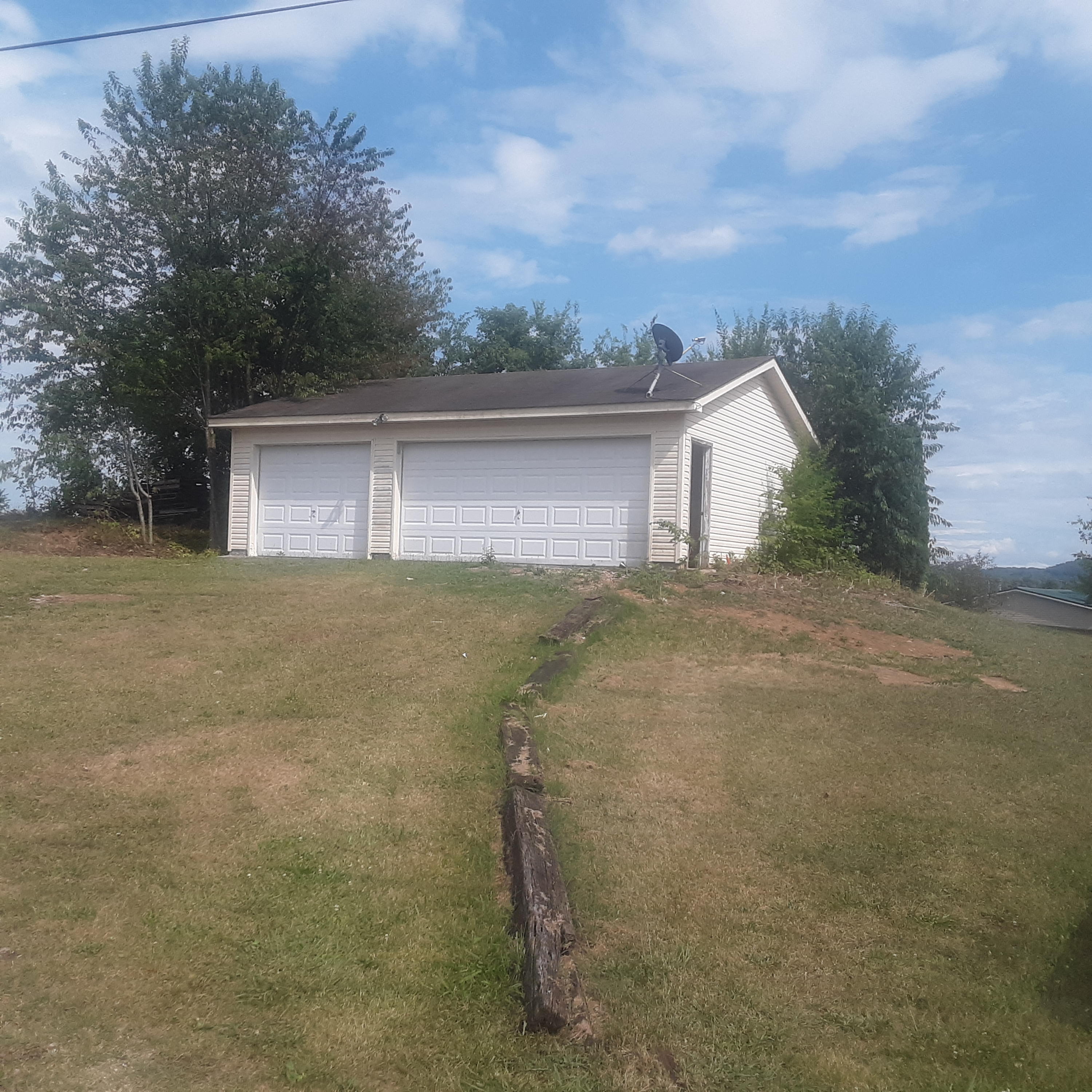 841 Howell River Road Rutledge, TN 37861 - Photo 3 of 33 20210717_164237