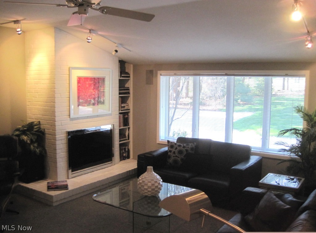 3310 Shade Road Akron, OH 44333 - Photo 10 of 25