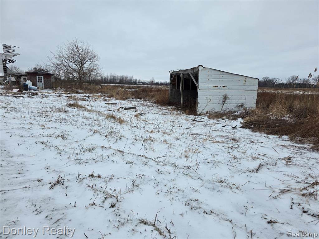 3270 Galbraith Line Road Brown City, MI 48416 - Photo 31 of 32 Gallery Image 31