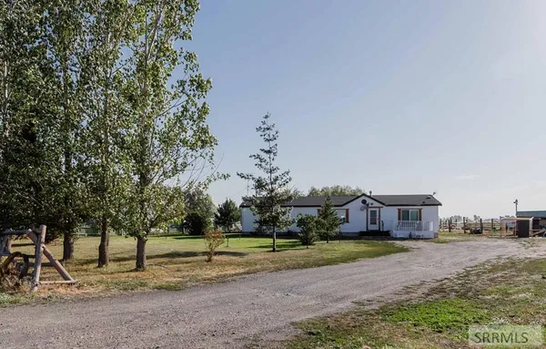 $550,000 | 286 North 2300 East, St. Anthony, ID 83445