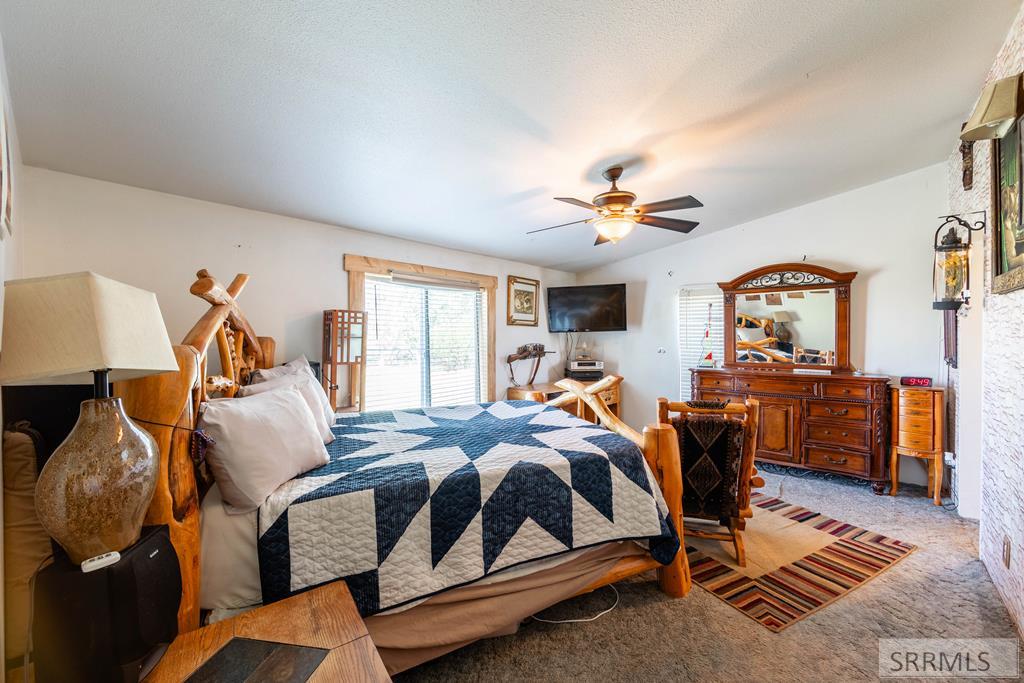 286 North 2300 East St. Anthony, ID 83445 - Photo 13 of 32 Master bedroom