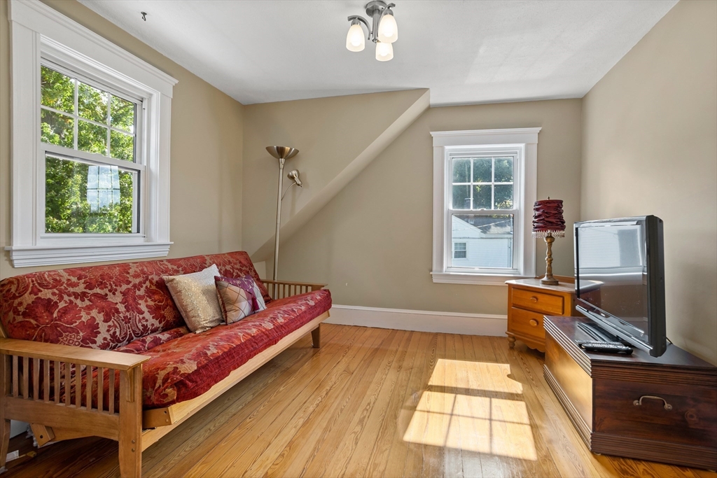 57 Middlesex Road Stoneham, MA 02180 - Photo 27 of 34 Gallery Image 27
