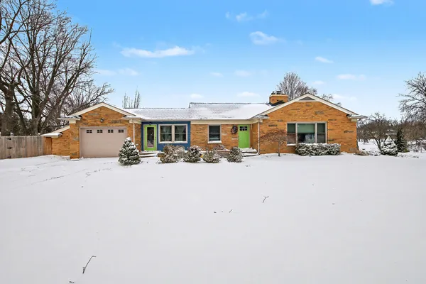 $3,600 | 2907 Cascade Road Southeast, Grand Rapids, MI 49506