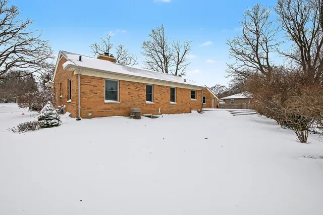 $4,000 | 2907 Cascade Road Southeast, Grand Rapids, MI 49506