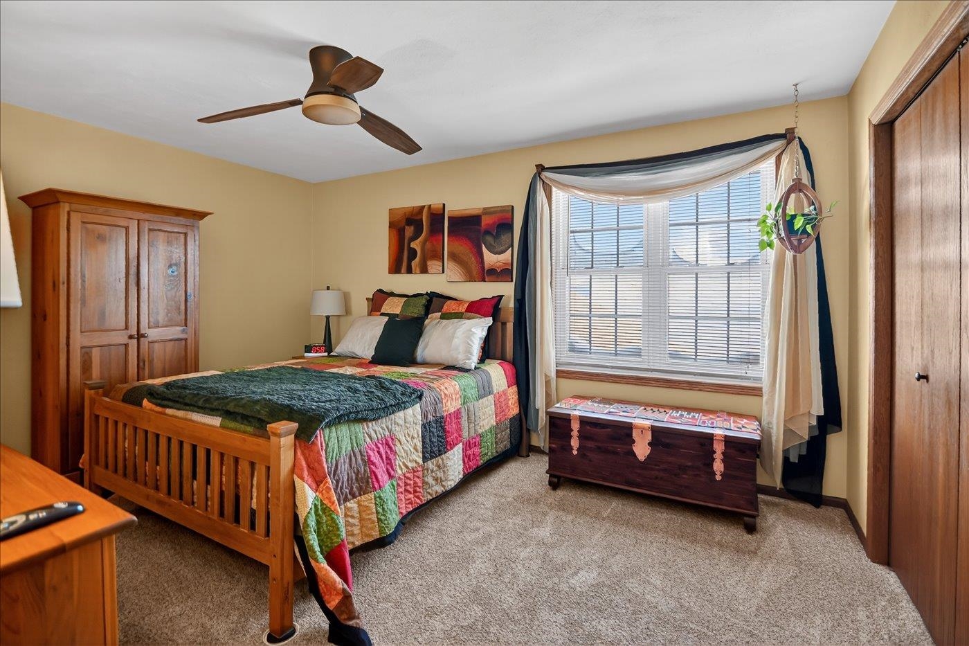 2341 Effingham Way Sun Prairie, WI 53590 - Photo 17 of 27