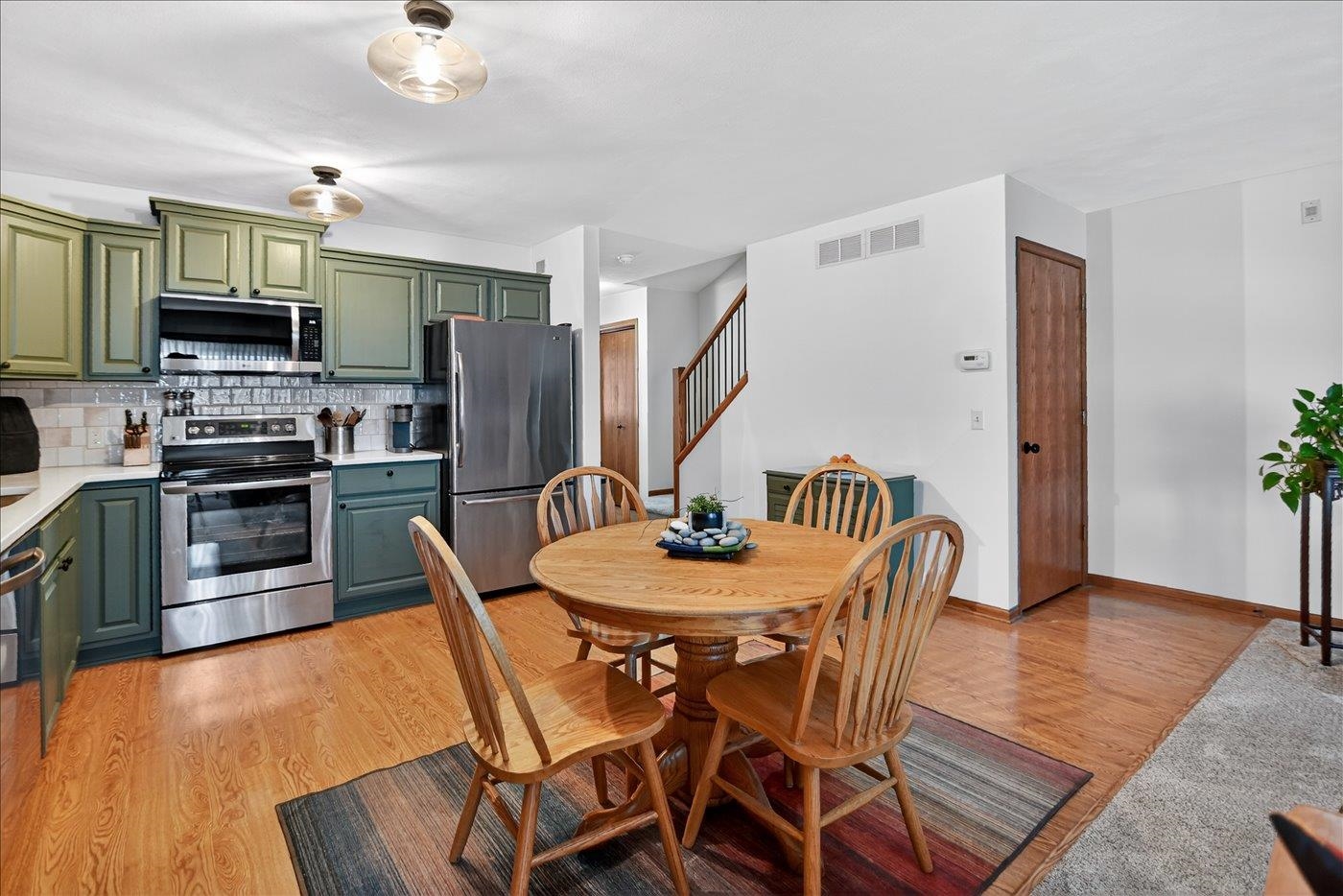 2341 Effingham Way Sun Prairie, WI 53590 - Photo 7 of 27