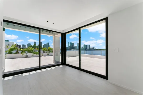 a view of a large window with an outdoor view