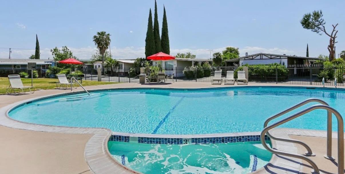 3939 Central Avenue, Unit 157 Ceres, CA 95307 - Photo 20 of 23 Park Pool